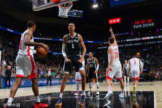 端敢于与对 端敢于与对