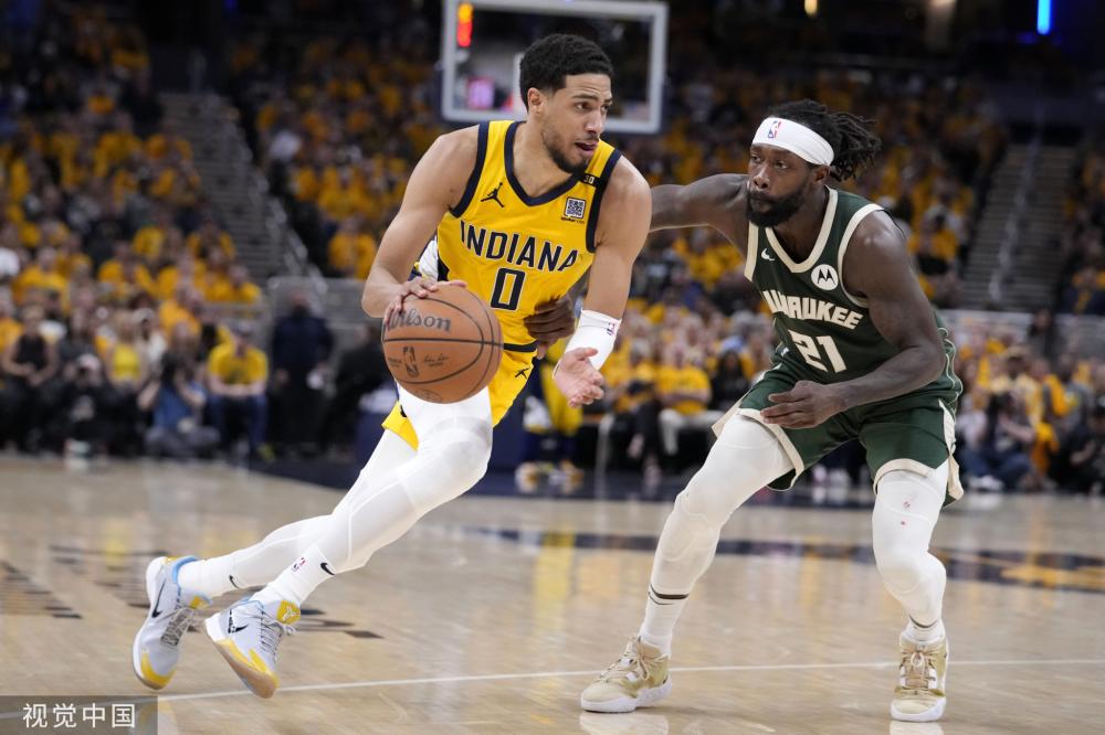 而亨德森经 而亨德森经